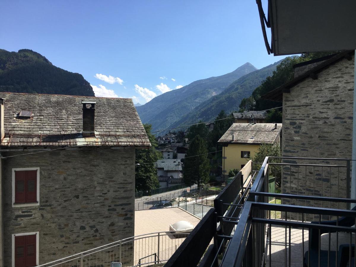 Residence Pizzo Scalino Chiesa in Valmalenco Exteriör bild