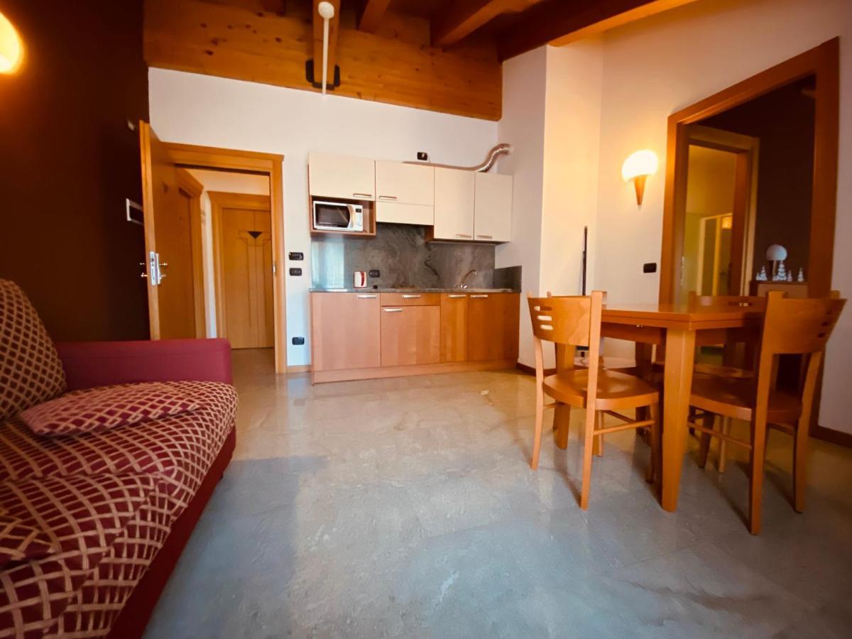Residence Pizzo Scalino Chiesa in Valmalenco Exteriör bild