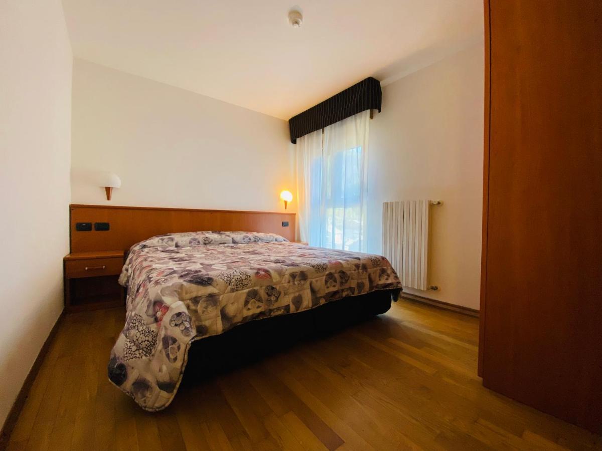 Residence Pizzo Scalino Chiesa in Valmalenco Exteriör bild