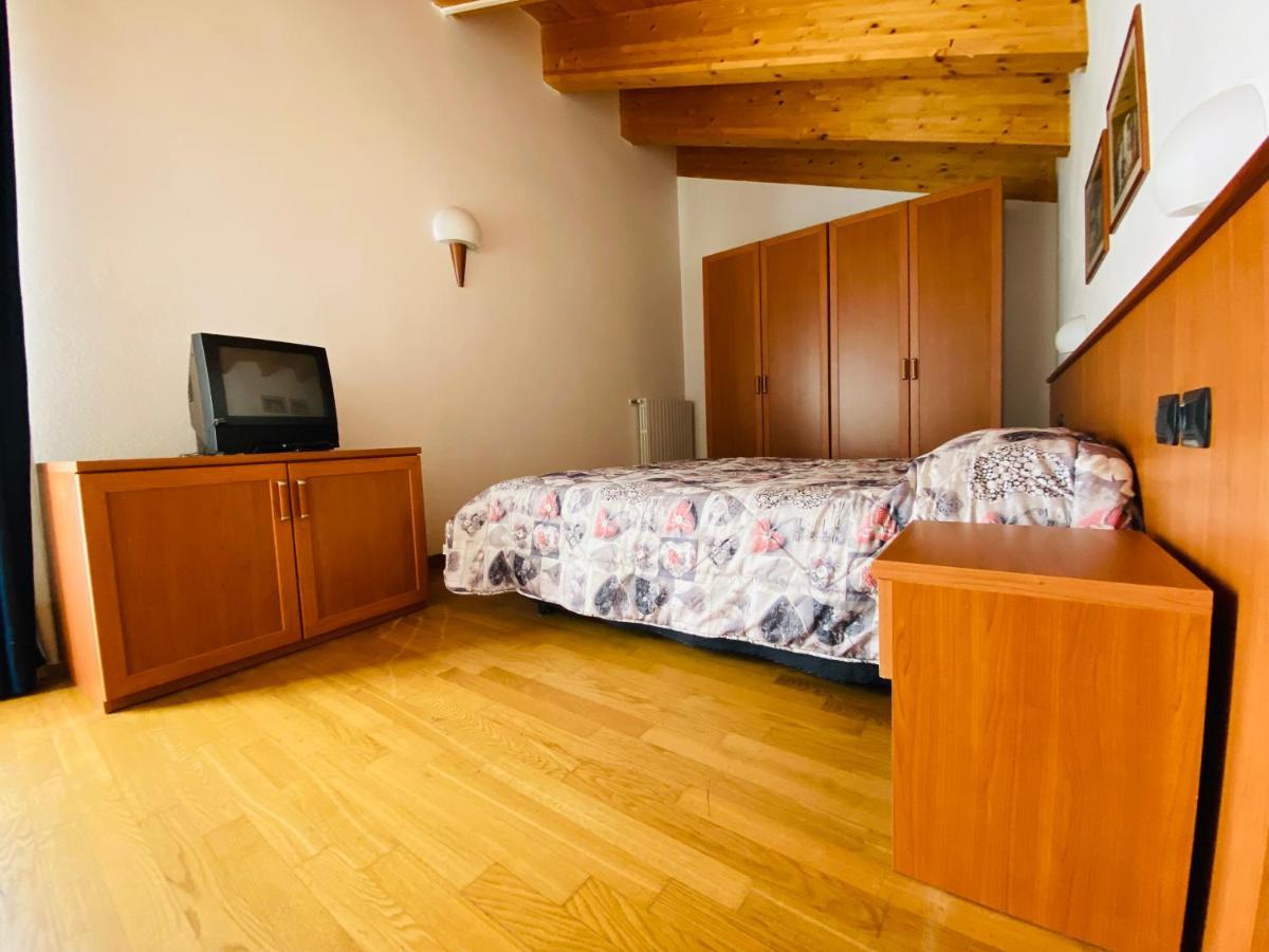 Residence Pizzo Scalino Chiesa in Valmalenco Exteriör bild
